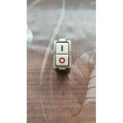 Interruttore Magnetotermico Unipolare Magitik Bticino Magic da 10A art. 5210