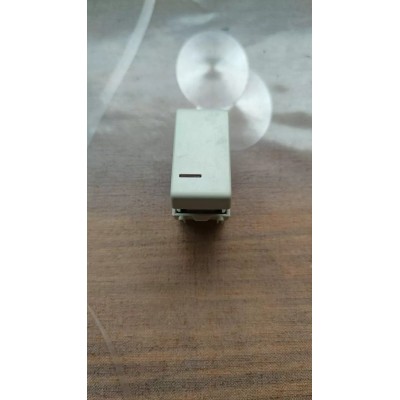 Pulsante luminoso Bticino TEKNE art. 13905