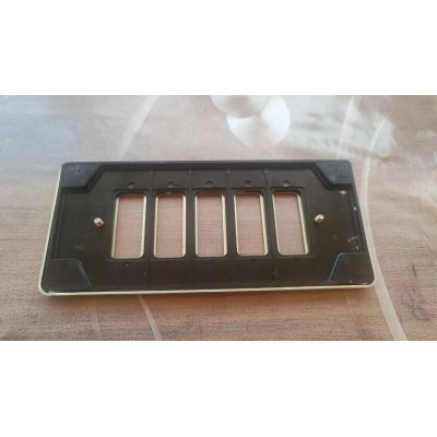 Placca alluminio color oro 5 posti/fori Vimar 7000