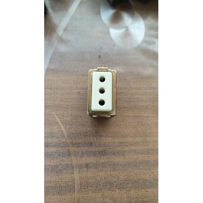 Presa 10A Bticino Magic art. art. 5112