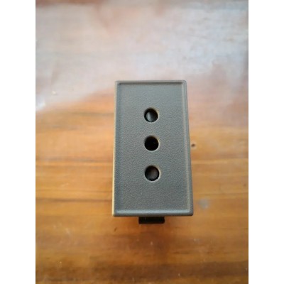 Presa 10A Siemens DELTA Futura art. 5UB9102