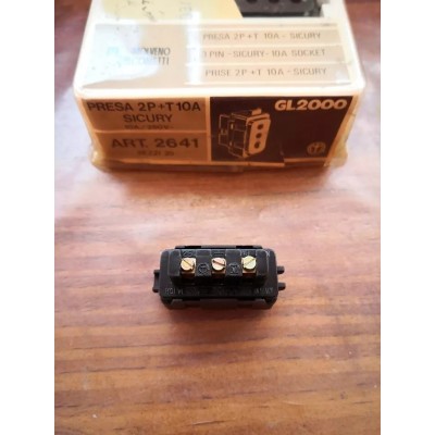 Presa 10A marrone Legrand Molveno GL2000 art. 2641