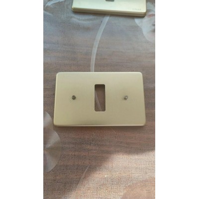 Placca alluminio color oro 1 posto/foro Vimar 7000