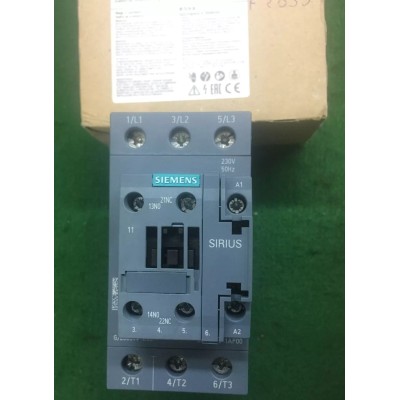 Contattore Teleruttore Tripolare 41A bobina 230V Siemens Sirius 3RT2035-1AP00