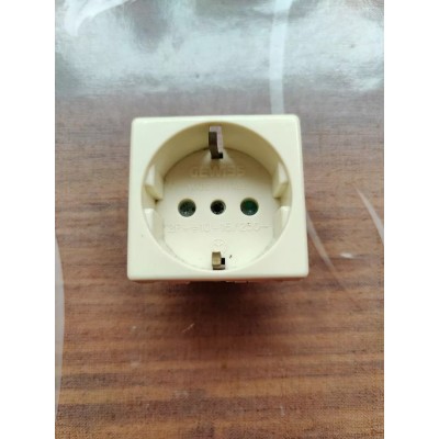 Presa schuko Gewiss System 16A art. GW 20205