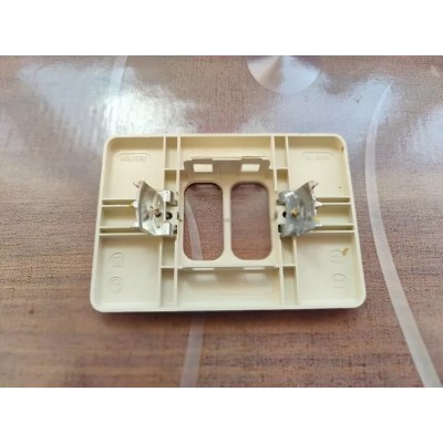 Placca supporto 2 posti/fori per scatola tonda Legrand Molveno GL2000