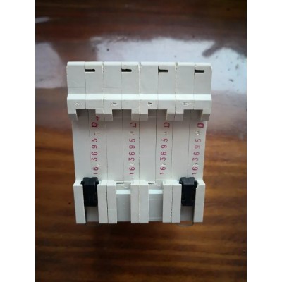 Bticino Btdin 3 Magnetotermico 4 moduli 16A 400V E84A/16