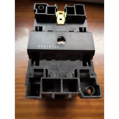 Lovato Contattore Teleruttore Tripolare 220V 100A art. BF65.00