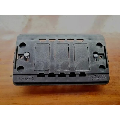 Supporto Telaio 3 posti/fori Marlanvil compatibile per Bticino Magic art. 1800