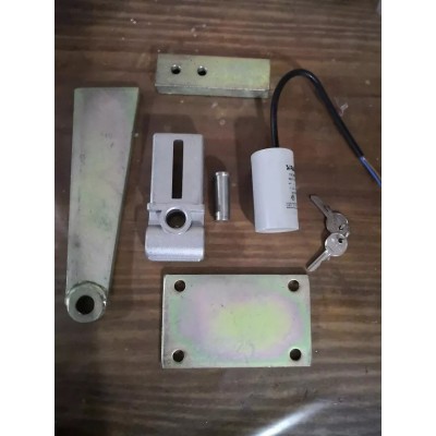 Kit piastre, serratura, chiavi e condensatore per motori RIB