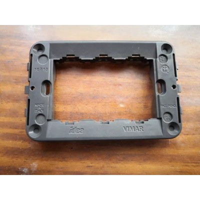 Supporto Telaio 3 posti Vimar serie Idea art. 16713