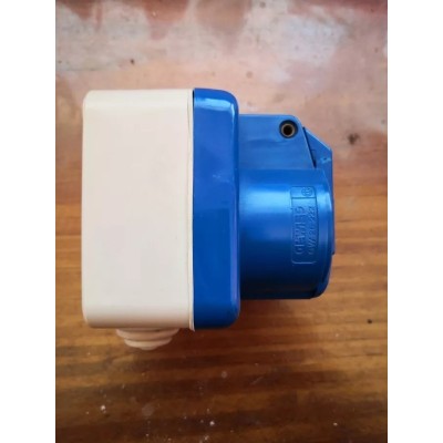 Presa CEE da parete 16A 220V + terra Gewiss art. 26 222