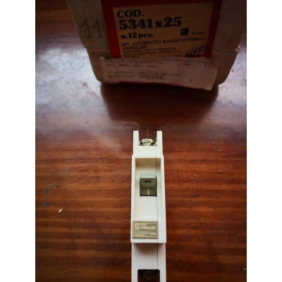 AVE Magnetotermico 1 posto 220/380V 25A art. 5341x25