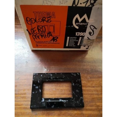 Placca metallo nero Africa 3 posti Marlanvil serie Thema