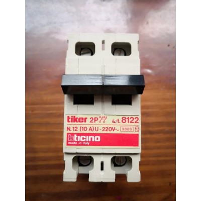 Bticino Magnetotermico Tiker 2P 10A 220V art. 8122