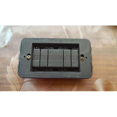 Supporto Telaio 3 posti AVE Sistema 45 art. 45760
