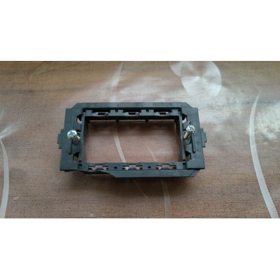 Supporto Telaio 3 posti Bticino Living Classic art. 4703 prima serie