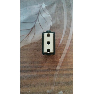 Presa 16A Bticino Magic art. 5129