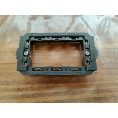 Supporto Telaio 3 posti Bticino Living Classic art. 4703 prima serie