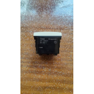 Presa Bipasso Bivalente 10A/16A Legrand Cross art. 6805 21