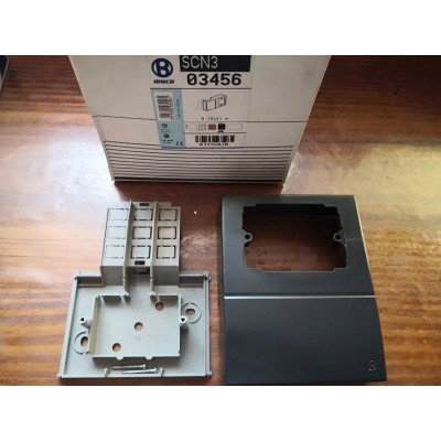 Scatola nera porta apparecchi per canalina Bocchiotti Iboco art. 03456