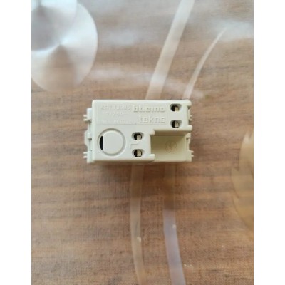 Pulsante Bticino TEKNE art. 13905