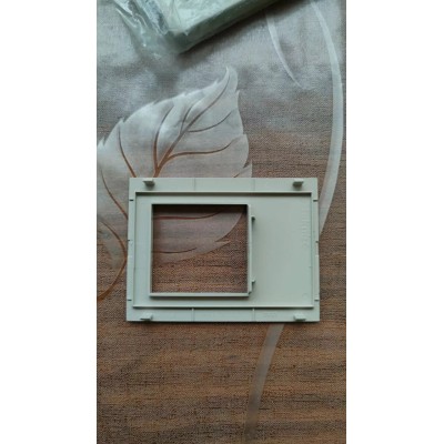 Placca Mostrina grigio sabbia 1 posto per Schuko Bticino TEKNE
