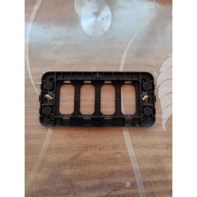 Supporto Telaio 4 posti Legrand Molveno GL2000 art. 1364