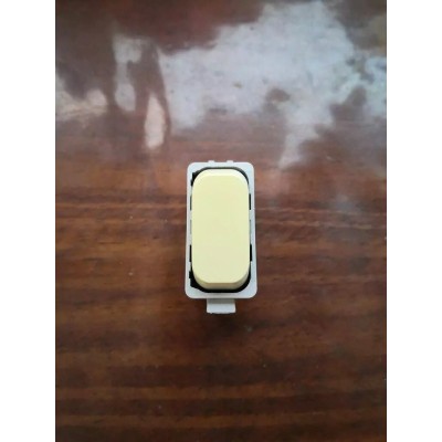 Interruttore bianco Legrand Molveno GL2000 art. 2600B